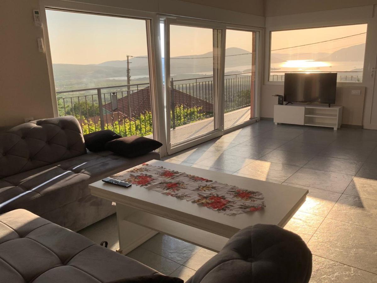 コトルOstojic Lux Apartmanアパートメント エクステリア 写真