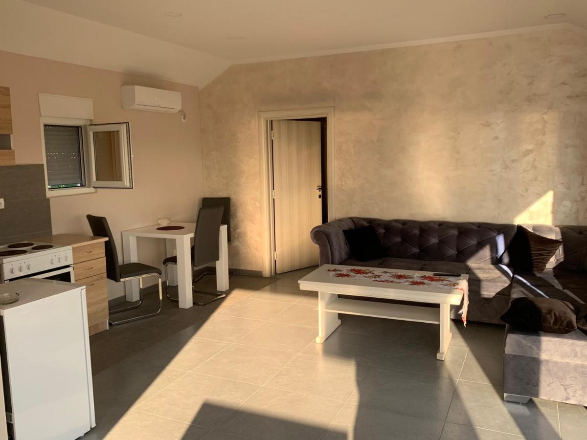 コトルOstojic Lux Apartmanアパートメント エクステリア 写真